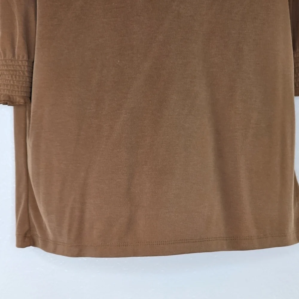 Lucky Brand Tan Crew Neck Puff Sleeve Silky Ribbed Blouse Size Small